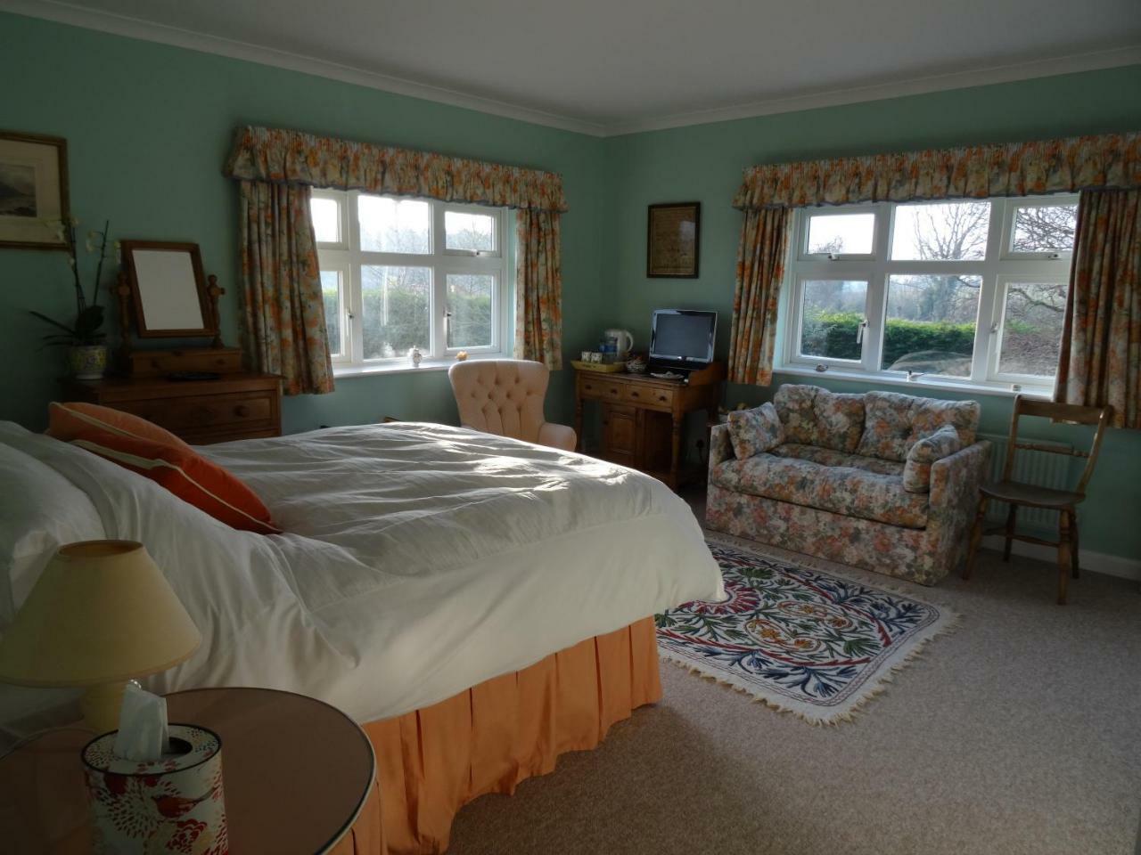 The Newnham White House Bed & Breakfast Baldock Dış mekan fotoğraf